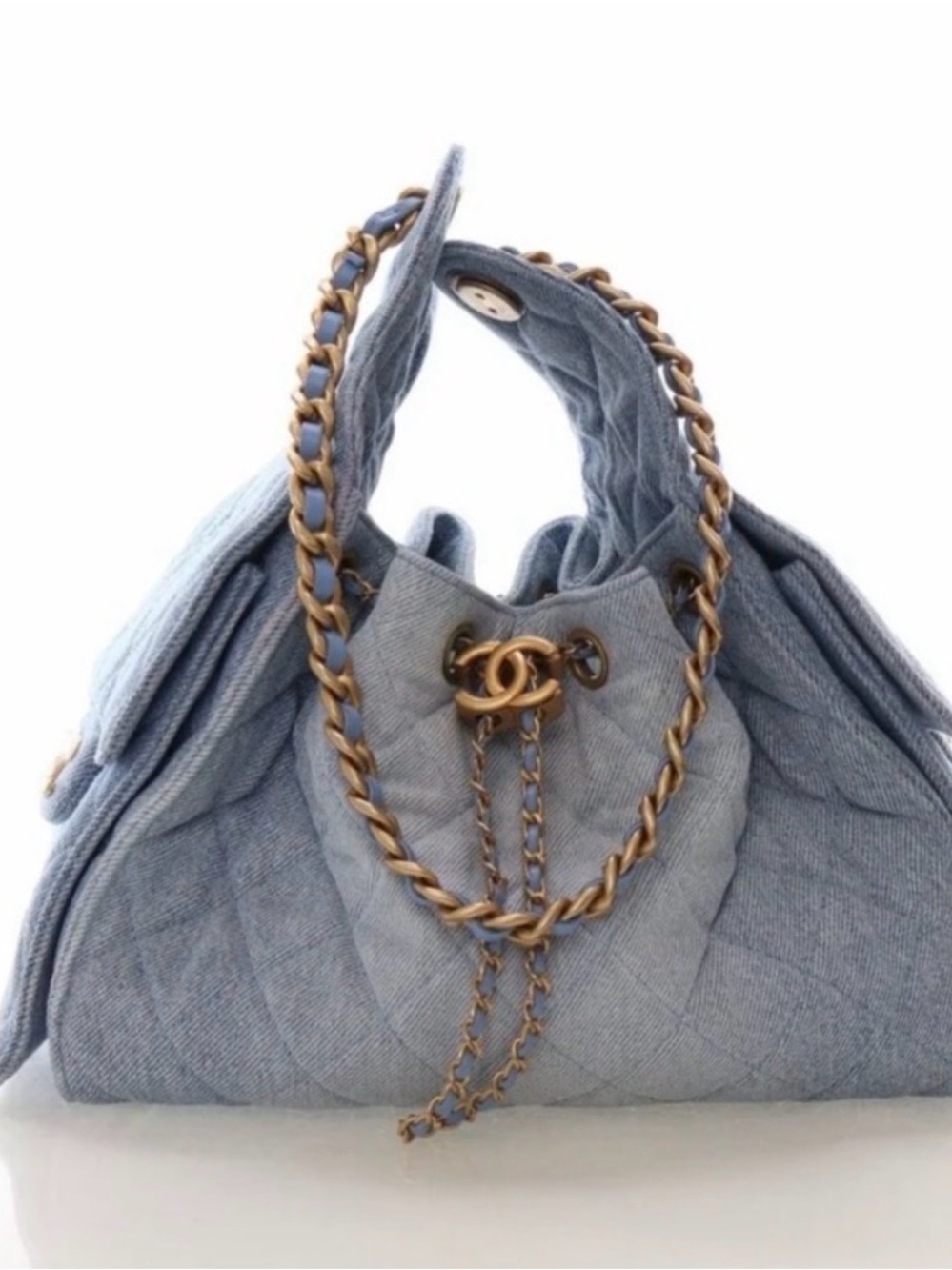 CHANEL Light Blue Quilted Denim Shoulder Bag with Gold-Tone Chain - Picture 1 of 5